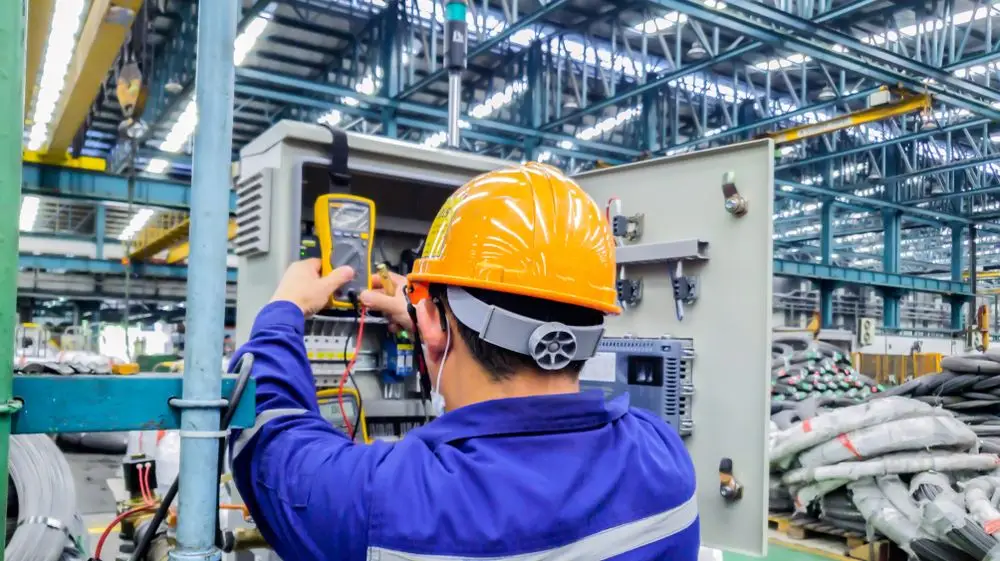 7 Common Challenges During Industrial Electrical Installations and How to Overcome Them 